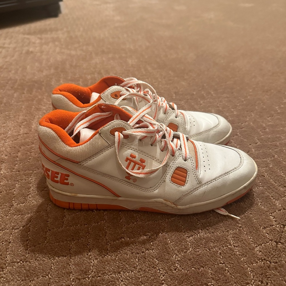 Tennessee Old School Basketball Shoes